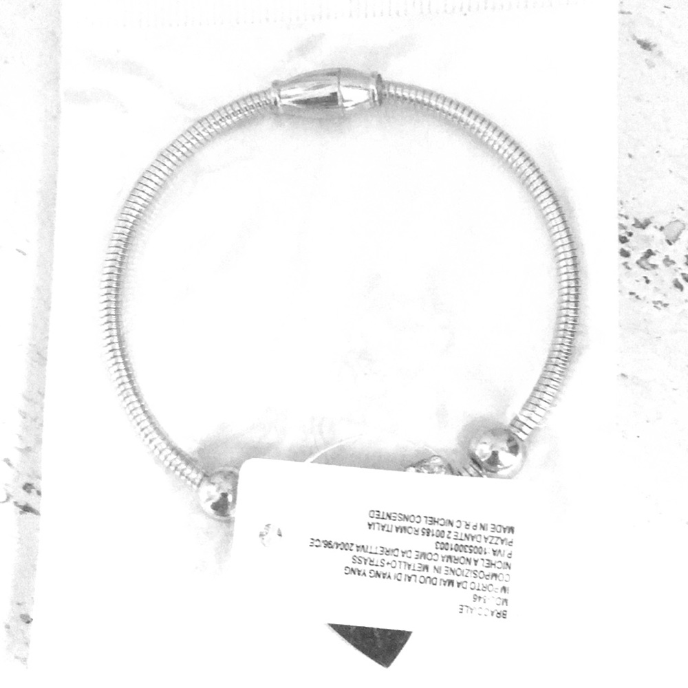 Heart charm bracelet